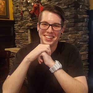 Meet your Posher, Chris